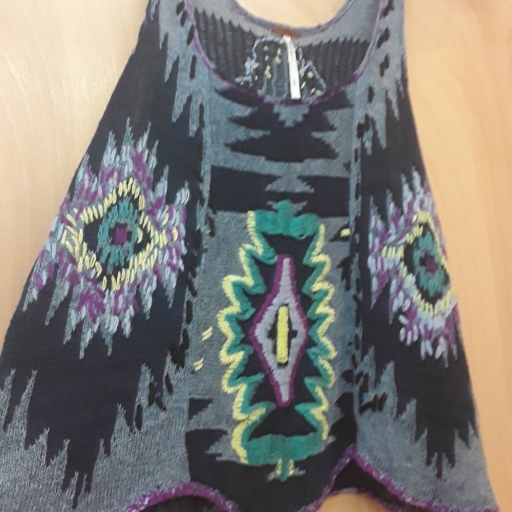 Free people S P blue embroidered crochet tank
